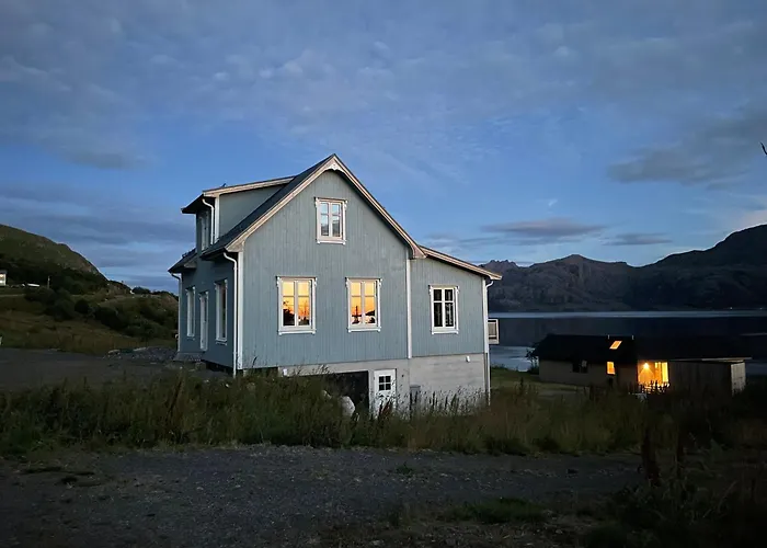 Up-Scale Apartment In Picturesque Surroundings