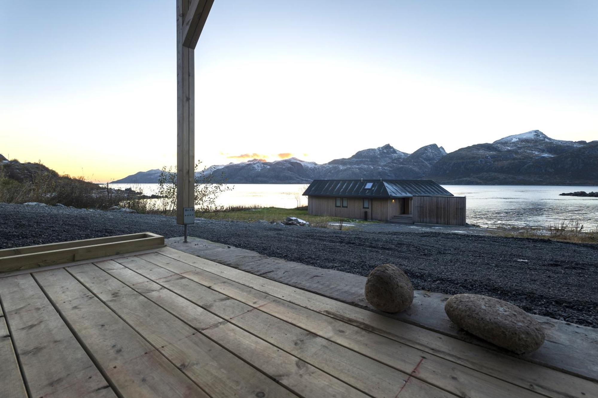 Up-scale In Picturesque Surroundings Apartment Gravdal (Vestvagoy)